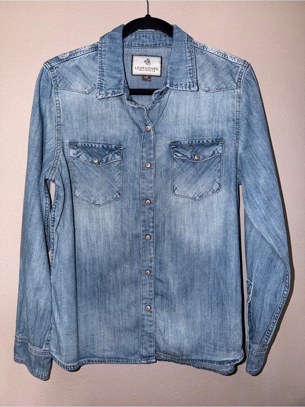 Legendary Whitetails Women's Light Blue Denim Snap Western Shirt